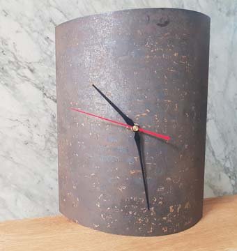 horloge-chute-metal
